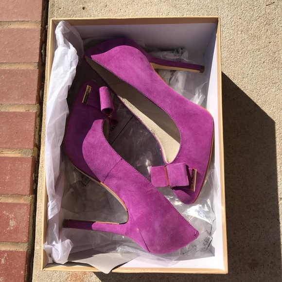 Michael Kors suede Delphine pump size 6.5 - Picture 2 of 7